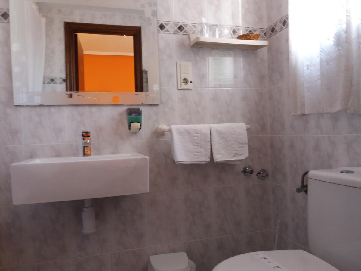 Hostal La Pilarica Патерна Номер фото