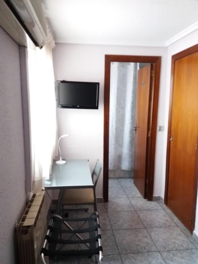 Hostal La Pilarica Патерна Екстер'єр фото
