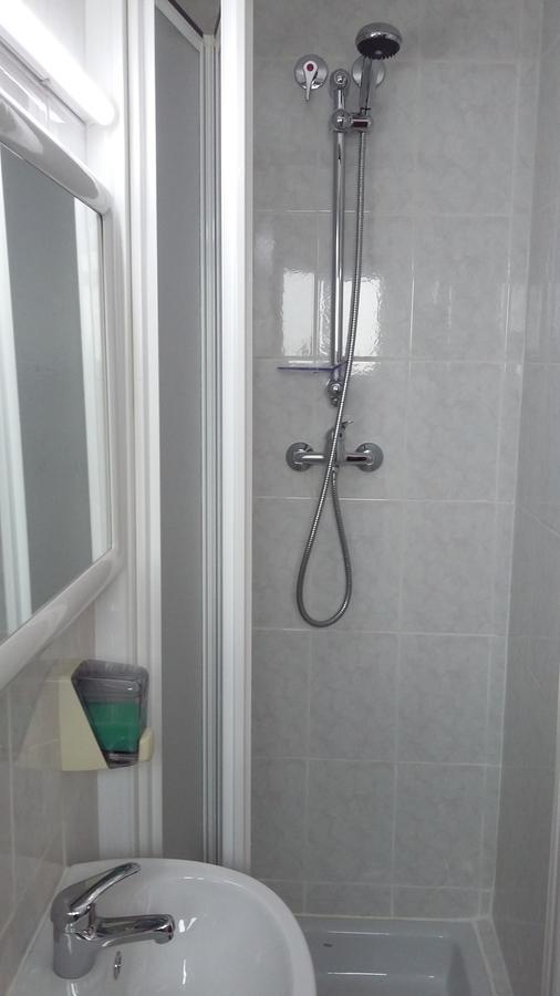 Hostal La Pilarica Патерна Екстер'єр фото