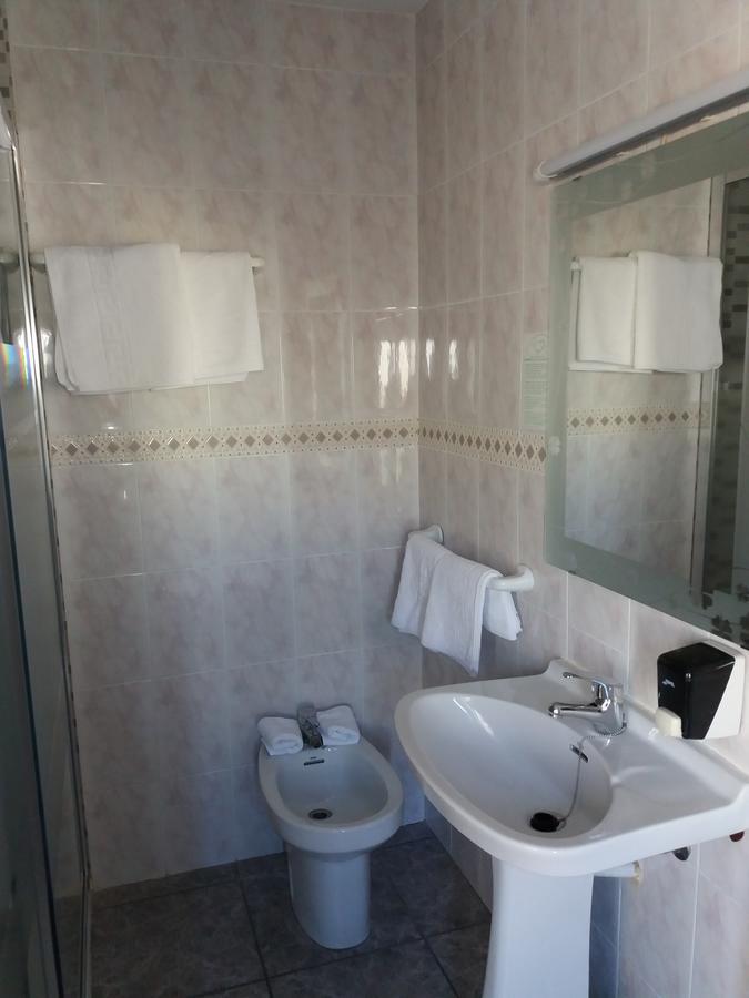 Hostal La Pilarica Патерна Екстер'єр фото