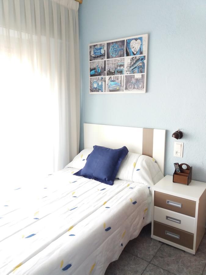 Hostal La Pilarica Патерна Екстер'єр фото
